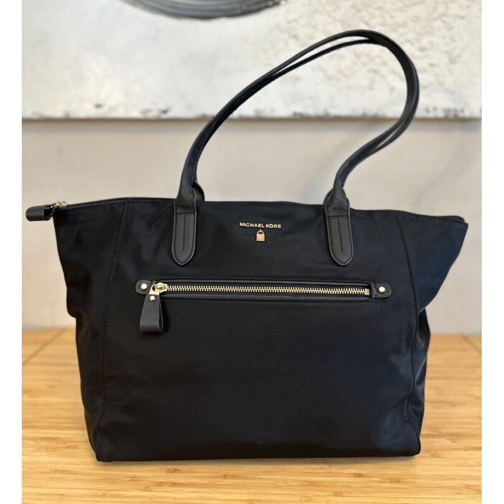 MK MICHAEL KORS Large Nylon Kelsey Tote Bag Purse Leather Handles Very Good Cond